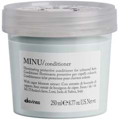 Davines Essential Haircare New Minu Conditioner - Защитный кондиционер для сохранения косметического цвета волос 250 мл Davines (Италия) купить по цене 3 111 руб.